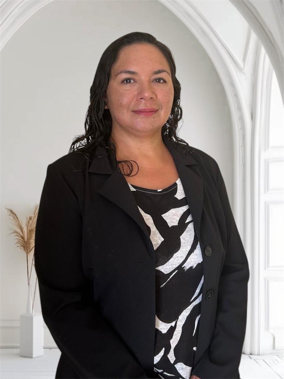 Lic. Laura Hernandez